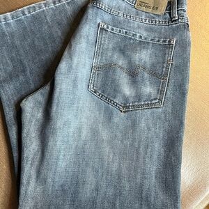 Wrangler 32x29 loose straight blue jeans